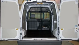 Rivestimento interno completo del Dacia Dokker con pianale e pannellature