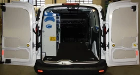 Fourgon aménagé par Syncro pour câblages structurés
