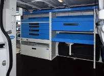 Fourgon équipé par Syncro pour techniciens spécialisés machines d’emballage