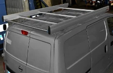 Galerie de toit sur le Nissan NV200 par Syncro