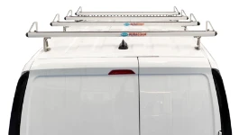 Galerie montée sur le toit du Ford Transit Connect
