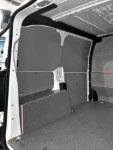 Habillage, cache-passage de roue, plancher et revêtement de cloison pour le Vivaro