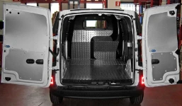 Habillage NV250 en aluminium