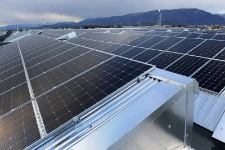 Installation photovoltaïque sur le hangar Francom