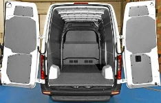 Rivestimento interno completo del Dacia Dokker con pianale e pannellature