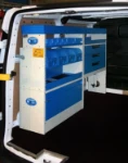 Niveaux d’étagères sur Custom pour nettoyage industriel
