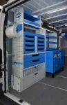 Modulo Syncro Ultra nel NV250 con cassetta di pronto soccorso e supporto per attrezzo