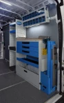 Modulo scaffalato Syncro Ultra nel NV250 con pannello portautensili e cassetti