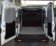 Plancher finition caoutchouc pour Doblo