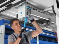 Porte-échelles interne pour véhicules utilitaires