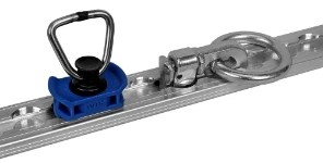 Rail profilé avec anneaux arrimage