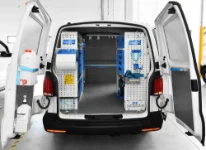 01_Transporter avec aménagement pour multiutility