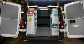 01_Vito Mercedes pour installateur de portes et fenêtres avec mobilier Syncro Ultra