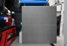 06_Détail revêtement meuble sur paroi séparation cabine Sprinter