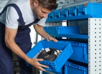 20_Boites Euronorm sur rayonnage Syncro Ultra