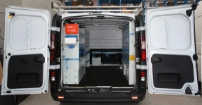 Aménagement Vivaro pour électricien