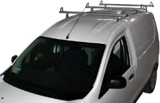 Barres de toit avec points d’attache latéraux sur Dokker