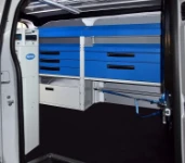 Détail aménagement Toyota Proace pour manutention machines