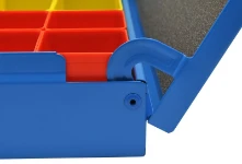 Détail charnière anti-basculement pour les valises pour fourgons Syncro