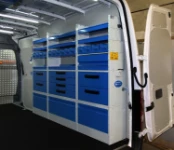 Fourgon aménagé pour manutention systèmes d’arrosage vergers et jardins