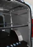 Peugeot Expert avec revêtement et barres de fixation fraisées flanc droit