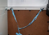 Rail spécial en aluminium avec sangles