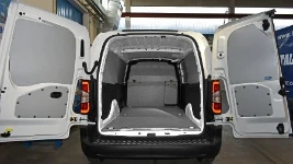 Revêtement intérieur avec plancher et habillage pour le Fiat Doblò