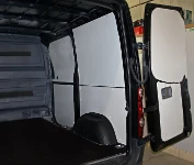 Rivestimento in lamiera preverniciata e multistrato marmato per Berlingo