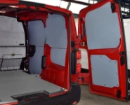 Rivestimento in lamiera preverniciata e multistrato marmato per Berlingo