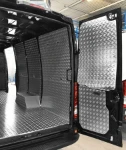 Rivestimento in lamiera preverniciata e multistrato marmato per Berlingo