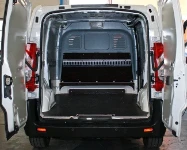 Rivestimento interno e allestimento con valige per Citroen Jumpy